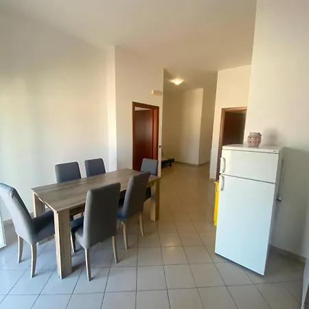 Life Apartment *
